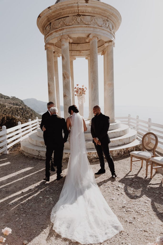 Son-marroig-wedding-ceremony-photographer